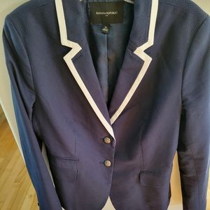 Ladies blazer, sz 10 Navy with white trim on collar. Gold buttons on cuffs/front